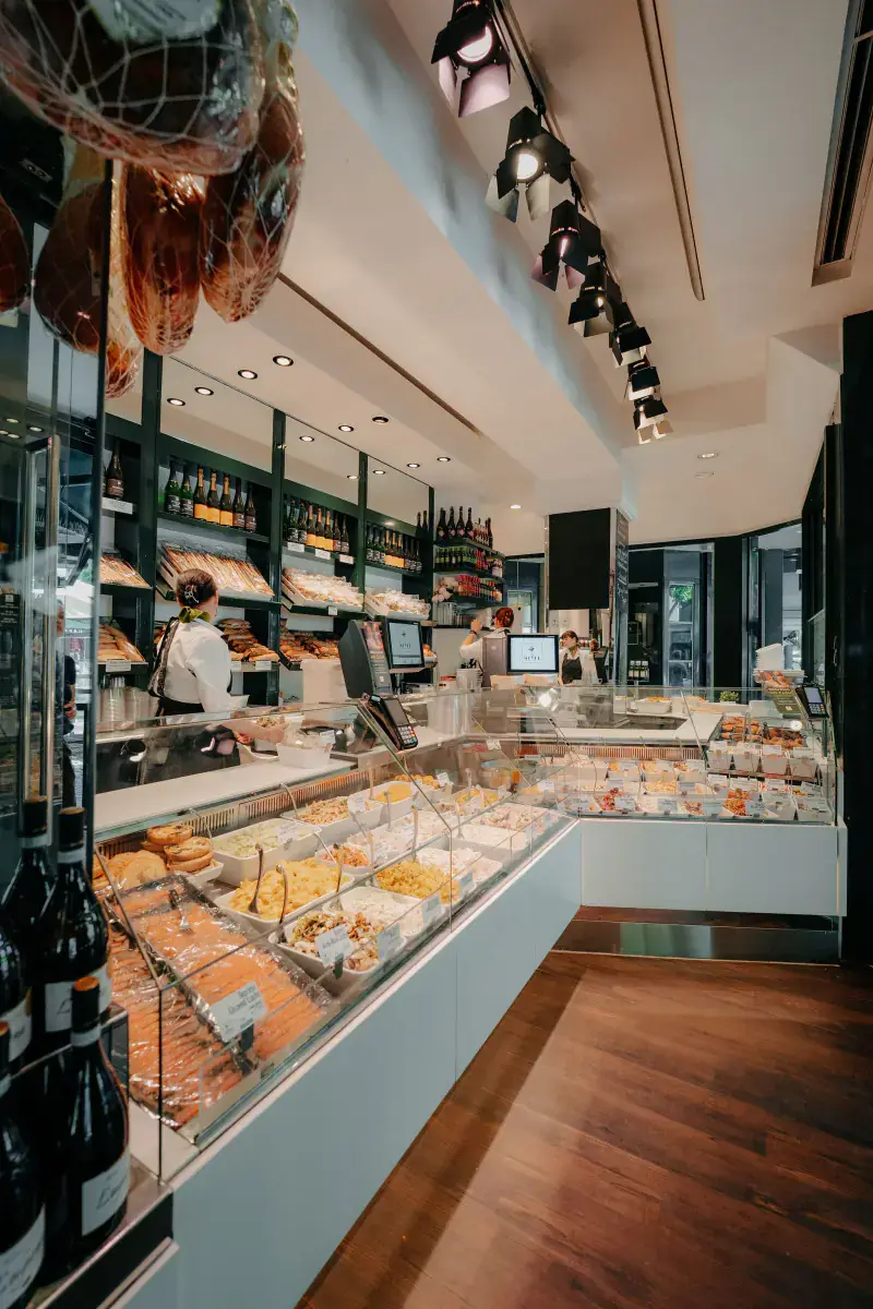 Meyer Fressgasse Feinkost hires 52